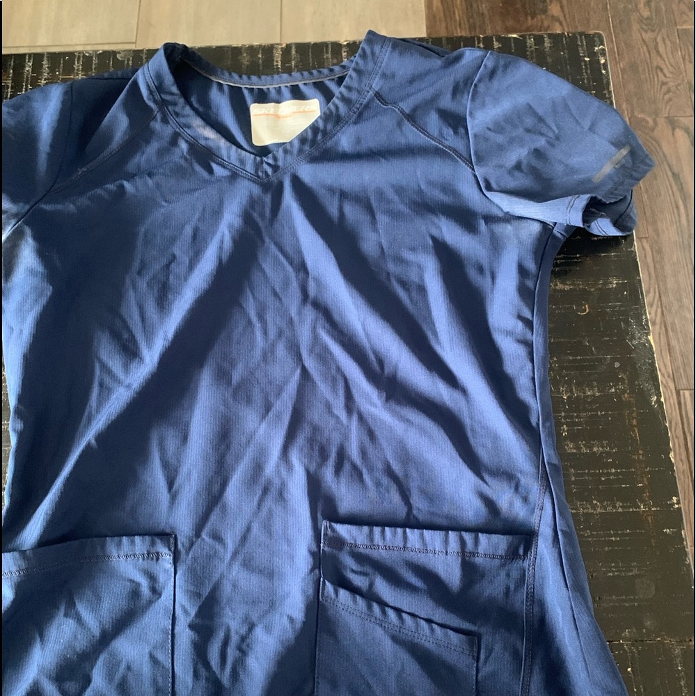 Sketchers Scrubs